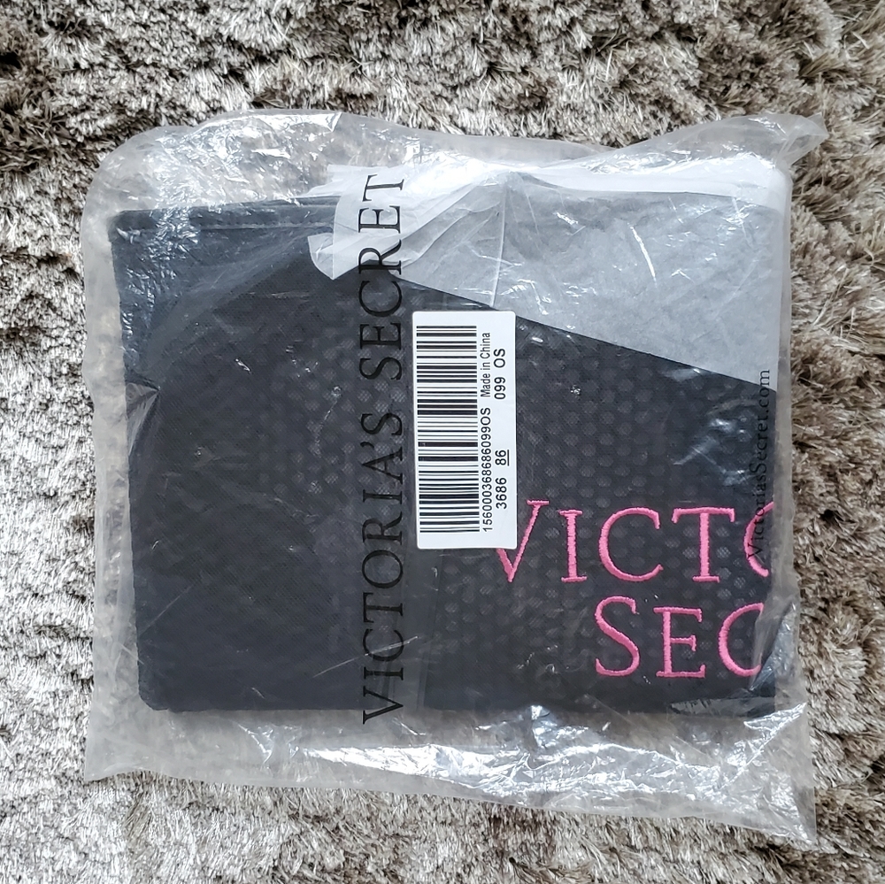VICTORIA'S SECRET WEEKENDERS BAG - Picture 3 of 6